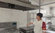 “食”刻坚守 用心护航